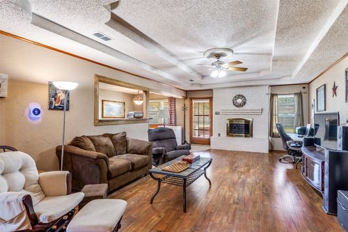 212 Casas Del Sur St, Granbury, TX, 76049-1454 | Card Image