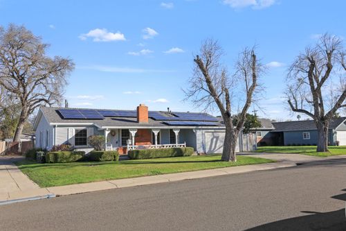 1617 Seville Ave, Stockton, CA, 95209-2555 | Card Image