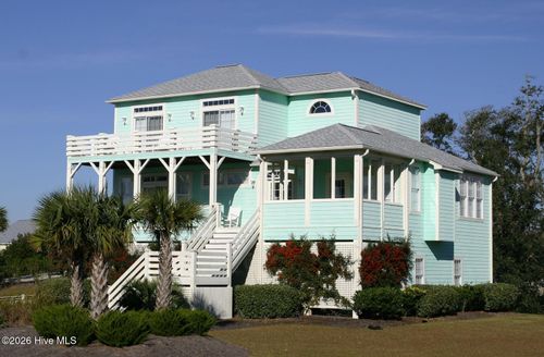 201 Shipwreck Ln, Emerald Isle, NC, 28594 | Card Image