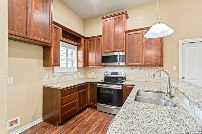 1B - 118 Navarro Crossing Rd, Condo with 3 bedrooms, 2 bathrooms and null parking in Seguin TX | Image 5