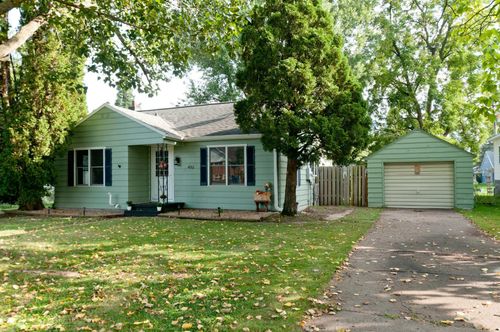 402 Wisconsin Ave, Cameron, WI, 54822-9574 | Card Image