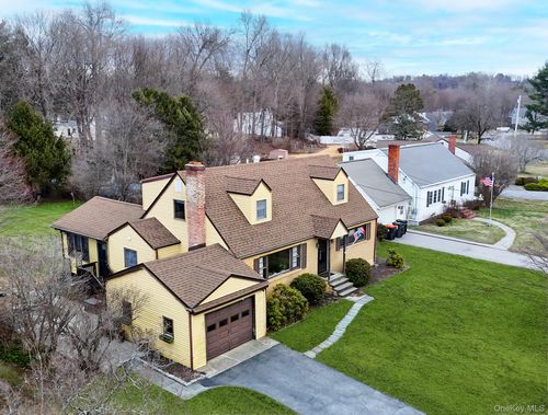 22 Carmen Dr, Poughkeepsie, NY, 12603-5409 | Card Image