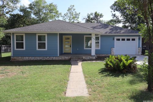 529 Laurel Ln, New Braunfels, TX, 78130-6149 | Card Image