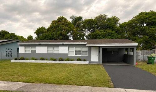 1067 Iroquis Ave, Fort Lauderdale, FL, 33312-7335 | Card Image