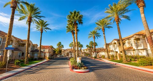 2139-5855 Valley Dr, North Las Vegas, NV, 89031-3635 | Card Image