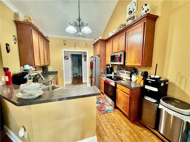 1902 Commons View Cir, House other with 4 bedrooms, 2 bathrooms and null parking in Snellville GA | Image 14