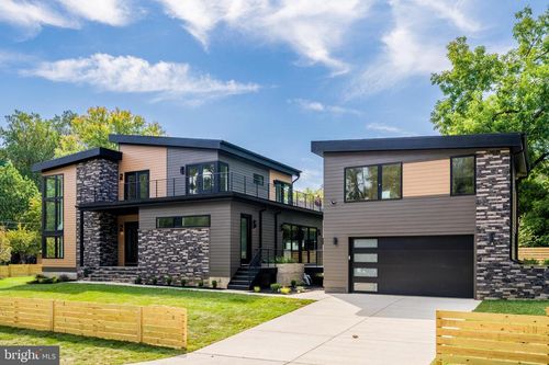 3215 Cofer Rd, FALLS CHURCH, VA, 22042-4212 | Card Image