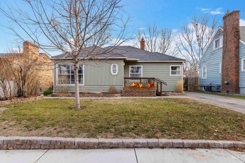184 Taylor St, Twin Falls, ID, 83301-5218 | Card Image