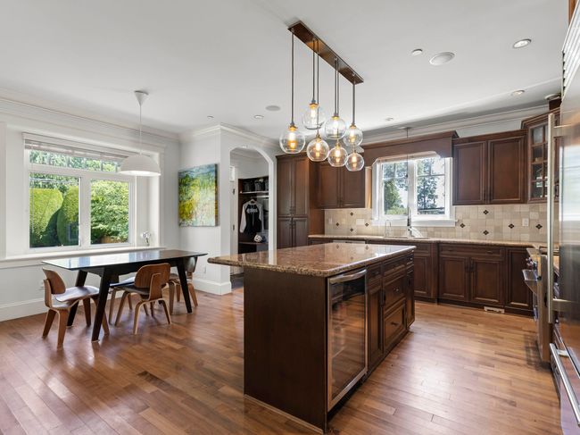 3007 W 33 Rd Ave, House other with 4 bedrooms, 6 bathrooms and 2 parking in Vancouver BC | Image 7