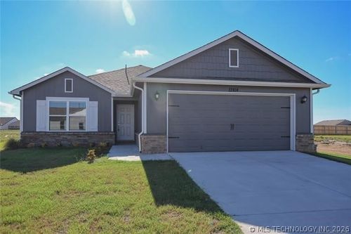 12414 N 132nd East Ave, Collinsville, OK, 74021-4598 | Card Image