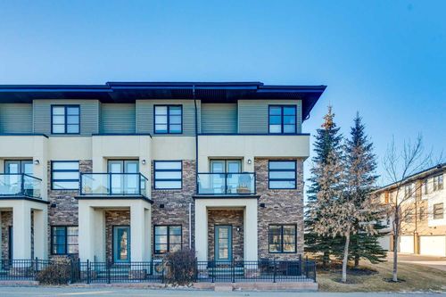 212 Aspen Stone Boulevard Sw, Calgary, AB, T3H0H6 | Card Image