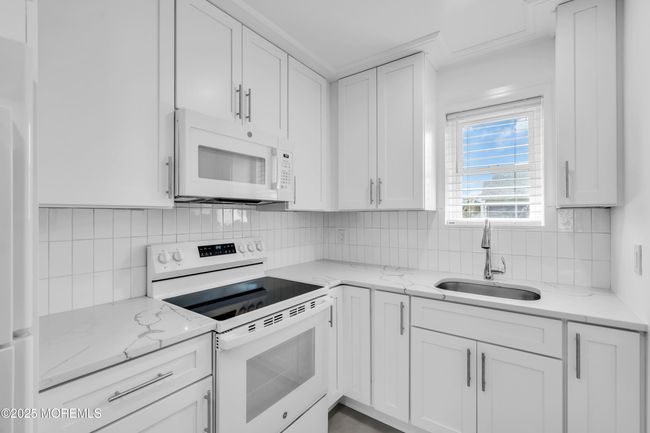 12 - 548 Ocean Blvd, Condo with 1 bedrooms, 1 bathrooms and null parking in Long Branch NJ | Image 11