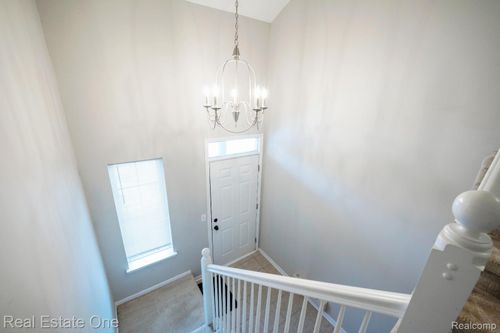 5305 Brookemonte Cir, Oakland Twp, MI, 48306-5012 | Card Image