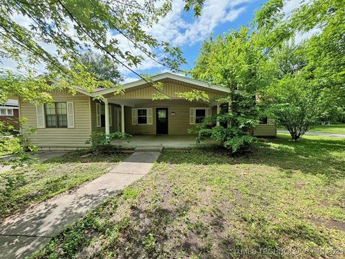 303 Nw 3rd St, Stigler, OK, 74462-2011 | Card Image
