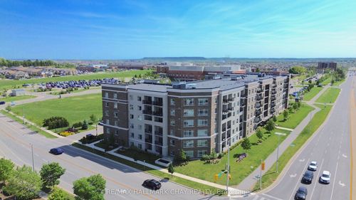 622-610 Farmstead Dr, Milton, ON, L9T8X5 | Card Image