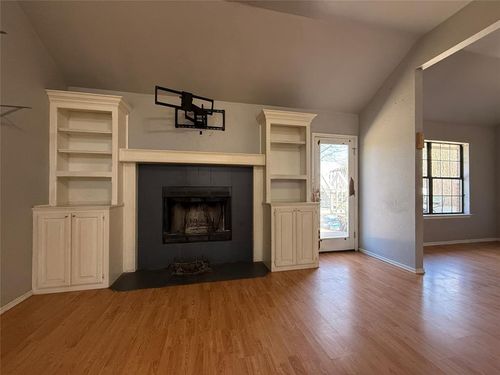 900 Harrison Street, Harrah, OK, 73045 | Card Image