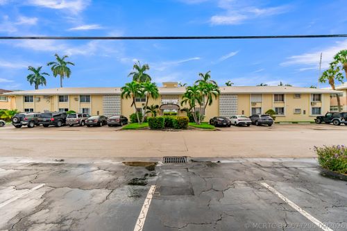 2-2840 Ne 33rd Ct, Fort Lauderdale, FL, 33306-3010 | Card Image