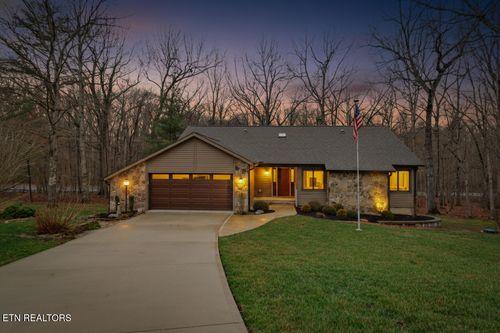 46 Heather Glen Cir, Crossville, TN, 38558-6434 | Card Image