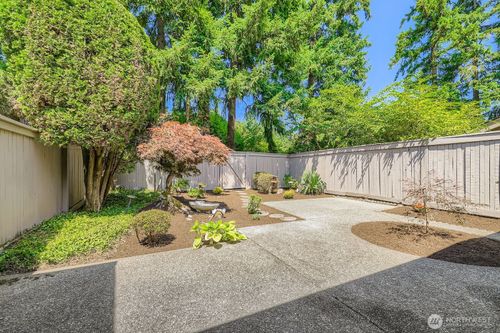 14208 Ne 2nd Pl, Bellevue, WA, 98007-6902 | Card Image