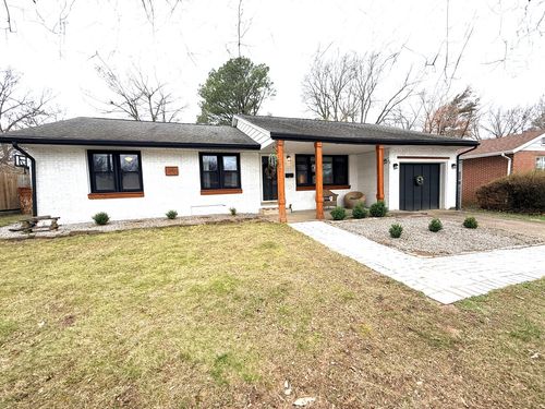 400 S Orchard Dr, Carbondale, IL, 62901-2341 | Card Image