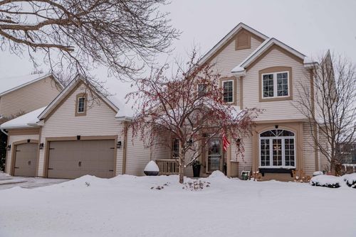 7929 Jenner Ave S, Cottage Grove, MN, 55016-5227 | Card Image