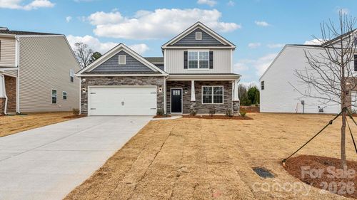123 Pecan Grove Ln, Statesville, NC, 28677-8749 | Card Image