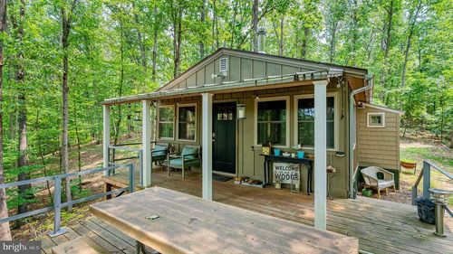 345 Wildwood Ln, SHENANDOAH, VA, 22849-3348 | Card Image