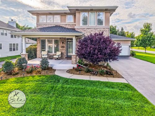 1410 Grand Pointe Blvd, West Dundee, IL, 60118-1536 | Card Image