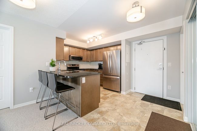 307 - 1045 Nadalin Hts, Condo with 2 bedrooms, 2 bathrooms and null parking in Milton ON | Image 8