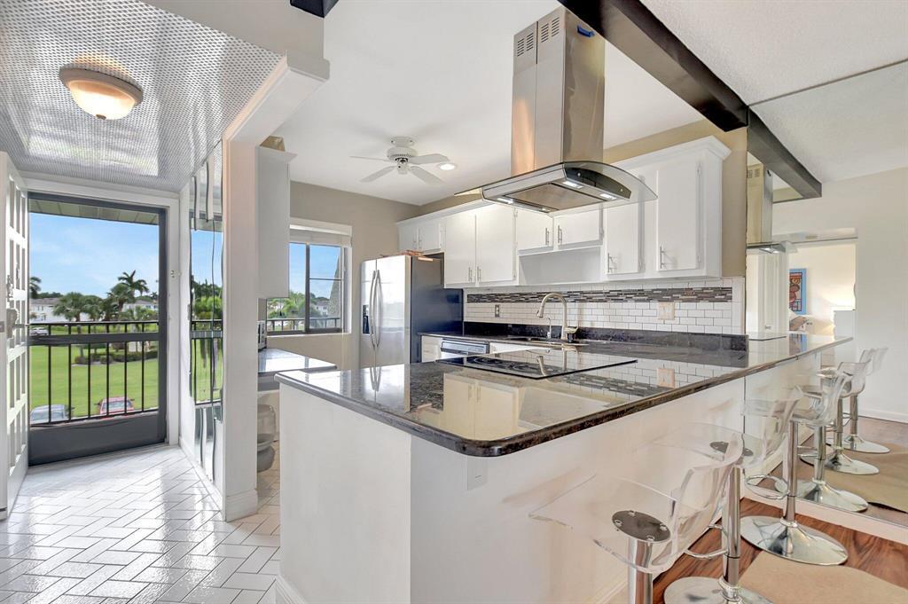 Residential Lease in Lake Worth 5