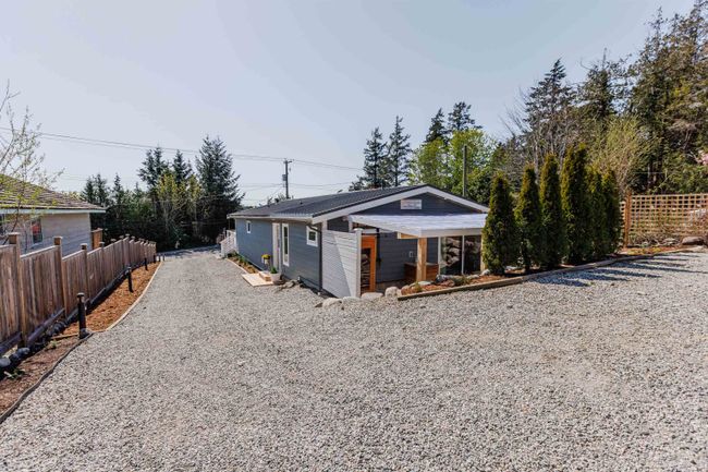 6244 Sunshine Coast Highway, House other with 3 bedrooms, 2 bathrooms and 4 parking in Sechelt BC | Image 27