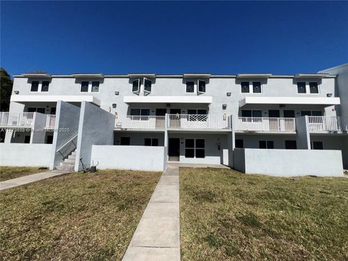 1999 Nw 5th Pl, Miami, FL, 33136-1258 | Card Image