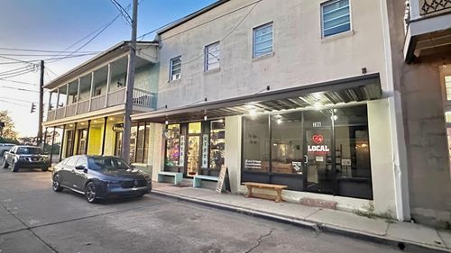 706 W 3rd St, Thibodaux, LA, 70301-3020 | Card Image
