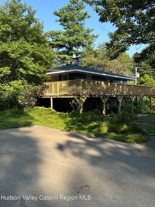 33 Fischer Road Exts, Kinderhook, NY, 12106 | Card Image