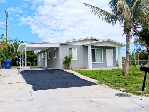 2302 Avenue M, Riviera Beach, FL, 33404-4254 | Card Image