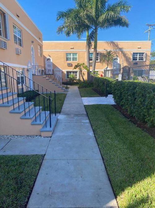 5-101 S Golfview Rd, Lake Worth Beach, FL, 33460-4267 | Card Image