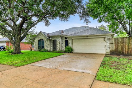 7215 Pembrough Ln, Katy, TX, 77494-7012 | Card Image