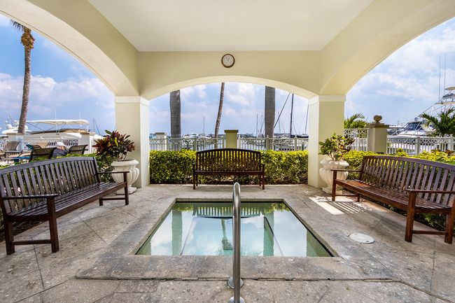 APT-623 - 804 E Windward Way, Condo with 2 bedrooms, 2 bathrooms and null parking in Lantana FL | Image 24
