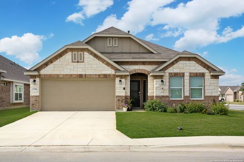 5798 Luciano Trl, Seguin, TX, 78155-3487 | Card Image