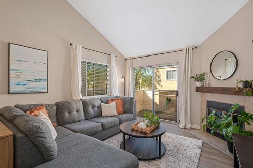 apt-210-1019 Dornajo Way, Sacramento, CA, 95825-7328 | Card Image