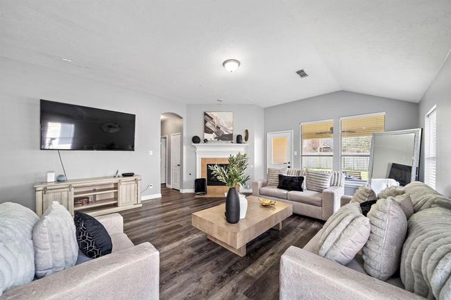 1727 Caldbeck Ln, House other with 3 bedrooms, 2 bathrooms and 2 parking in Fresno TX | Image 12