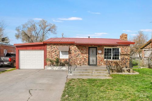 929 Nevada St, Gooding, ID, 83330-1545 | Card Image