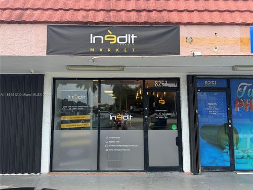 8235 Bird Rd, MIAMI, FL, 33155-3334 | Card Image
