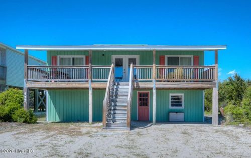 922 E Beach Dr, Oak Island, NC, 28465-6552 | Card Image