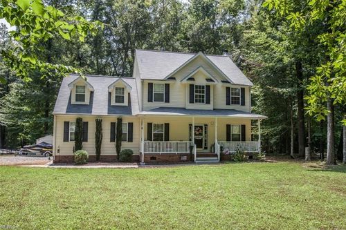 8077 Founders Mill Way, Gloucester, VA, 23061-5288 | Card Image