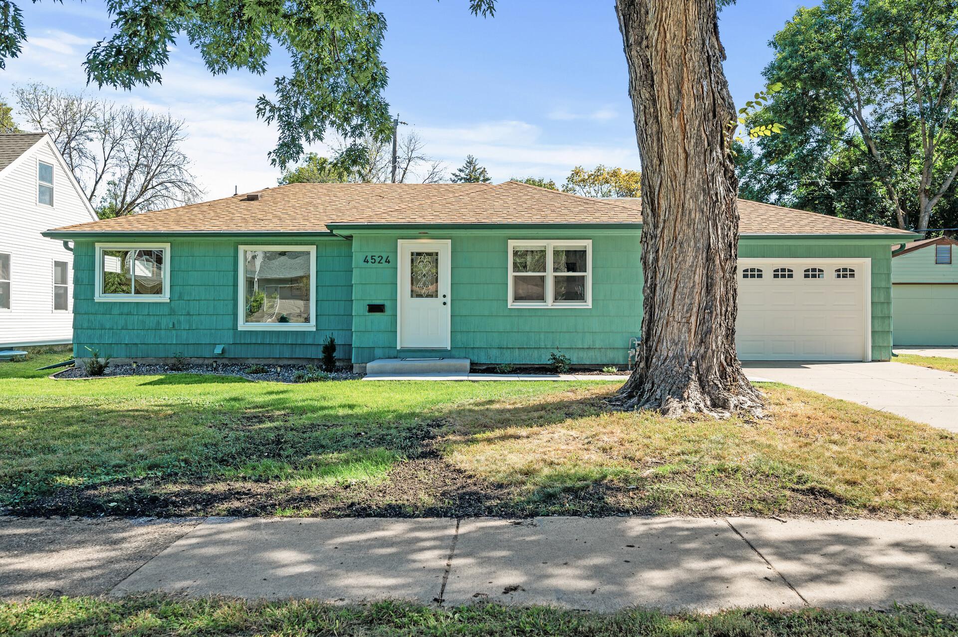 Yates Ave, Minneapolis, MN 55422