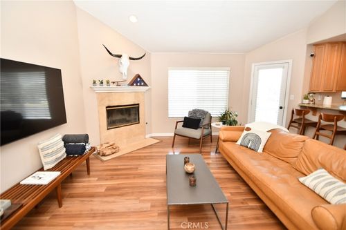 4056 Green Ave, Los Alamitos, CA, 90720-3402 | Card Image