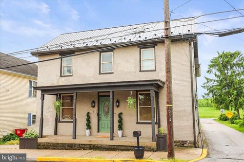 225 Main St, York Springs, PA, 17372-9621 | Card Image