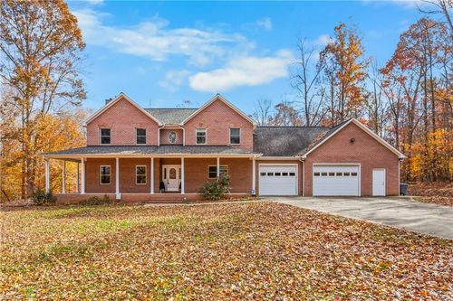 4508 Wyo Rd, Yadkinville, NC, 27055-8730 | Card Image