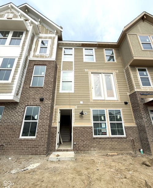 7317 Bayview Run, Mccordsville, IN, 46055-9841 | Card Image